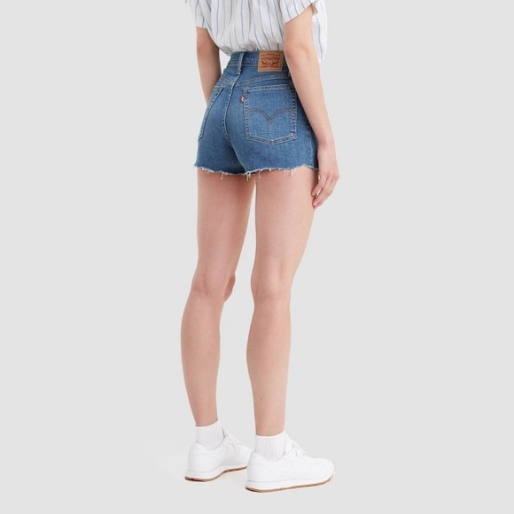 Levi’s High Rise Shorts - Picture 2 of 8
